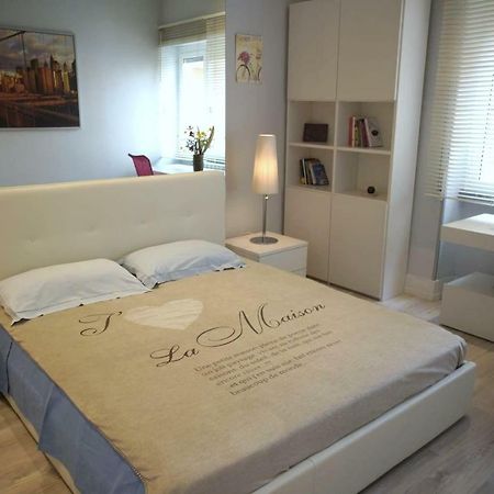 Metro A Modern Apartment Roma Exterior foto
